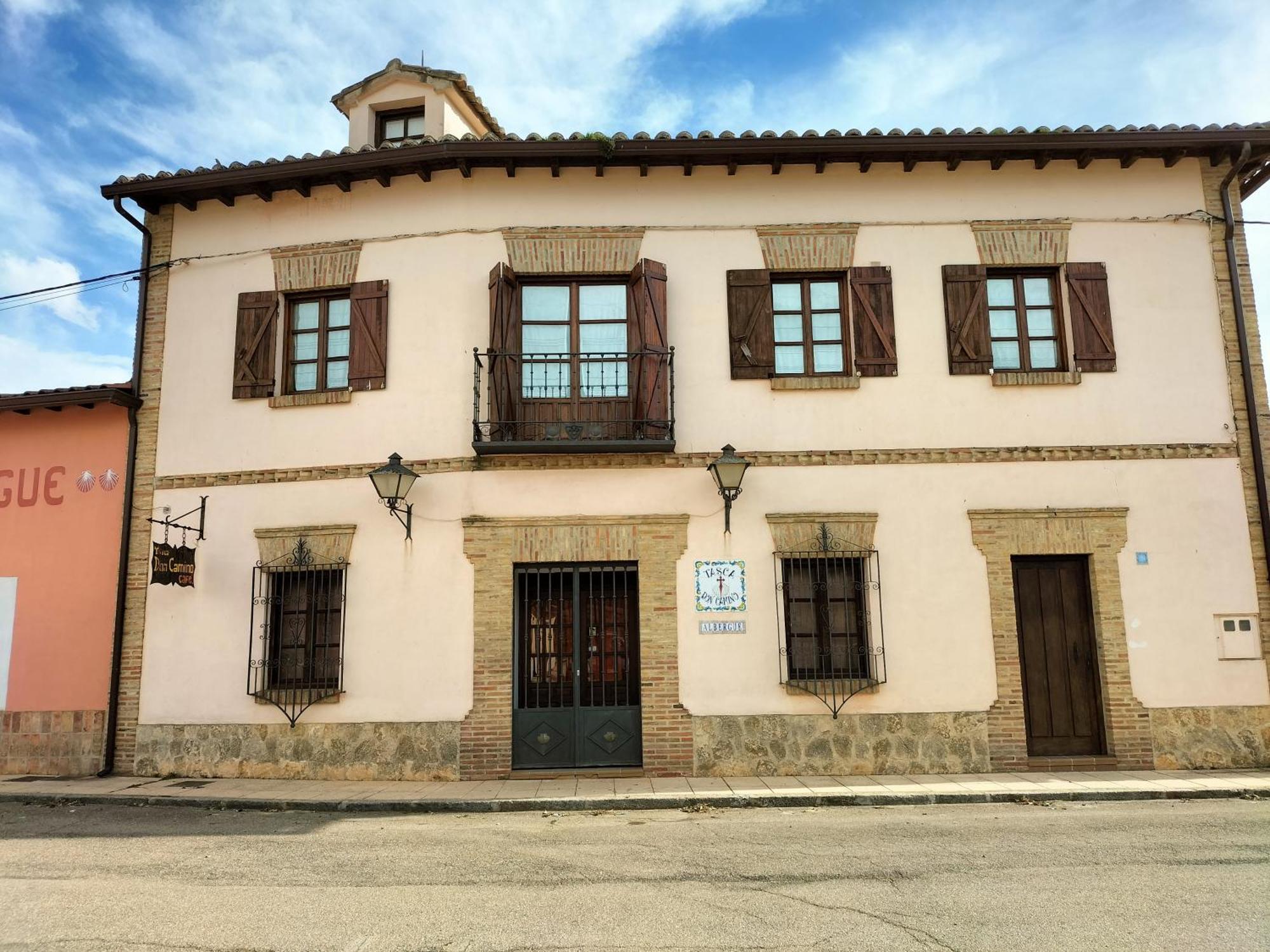Don Camino Low Cost Villalcázar de Sirga Extérieur photo